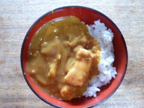 厚揚げと大根とキャベツのカレー